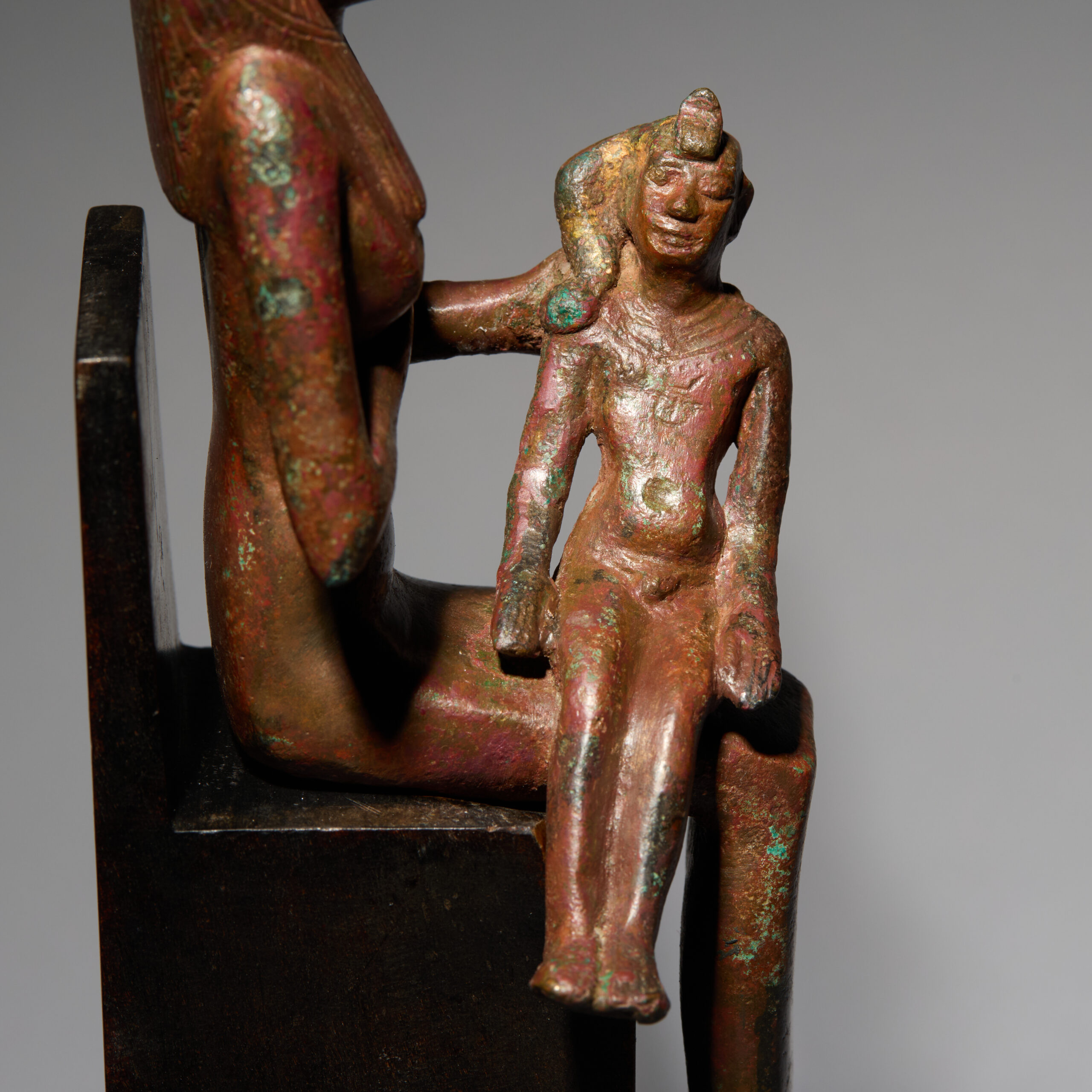 Diosa Isis amamantando a Harpócrates, Antiguo Egipto - Imagen 4